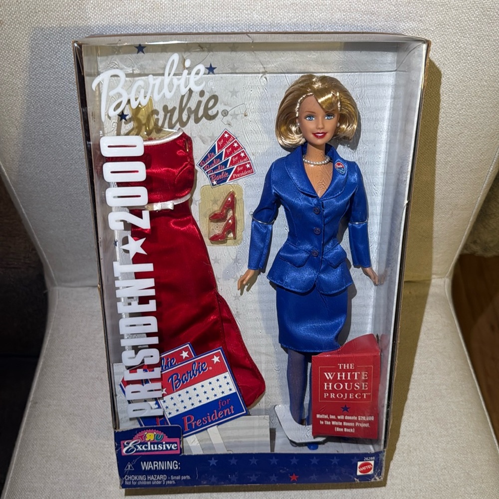 NEW!! President 2000 Barbie